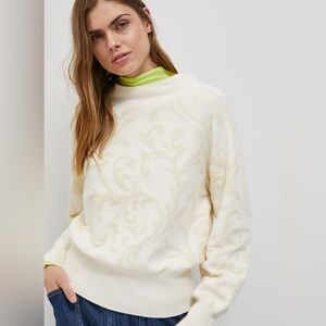 Anthropologie‎ Nina Velvet Sweater Size Small